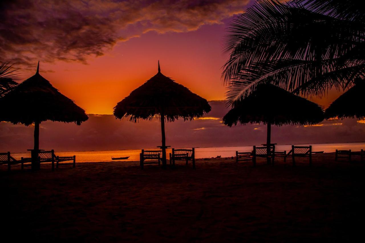 Pwani Beach Boutique Hotel Zanzibar ปวานี มาชังกานี ภายนอก รูปภาพ