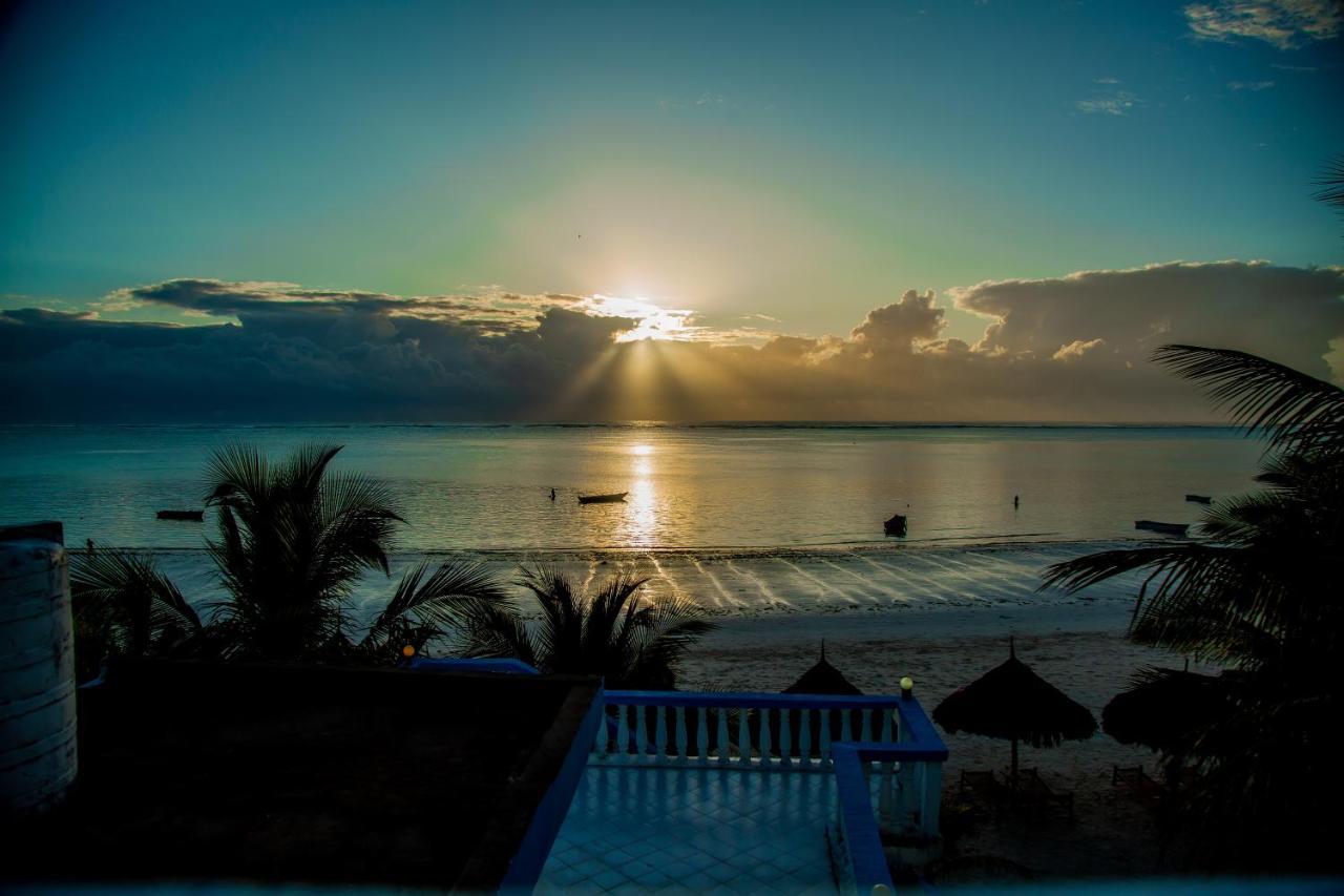 Pwani Beach Boutique Hotel Zanzibar ปวานี มาชังกานี ภายนอก รูปภาพ