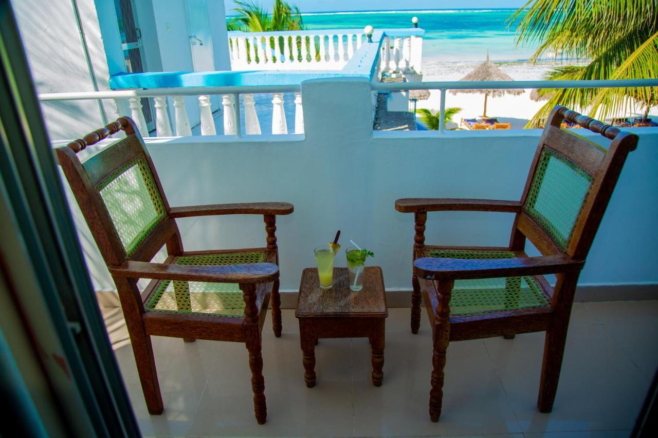 Pwani Beach Boutique Hotel Zanzibar ปวานี มาชังกานี ภายนอก รูปภาพ