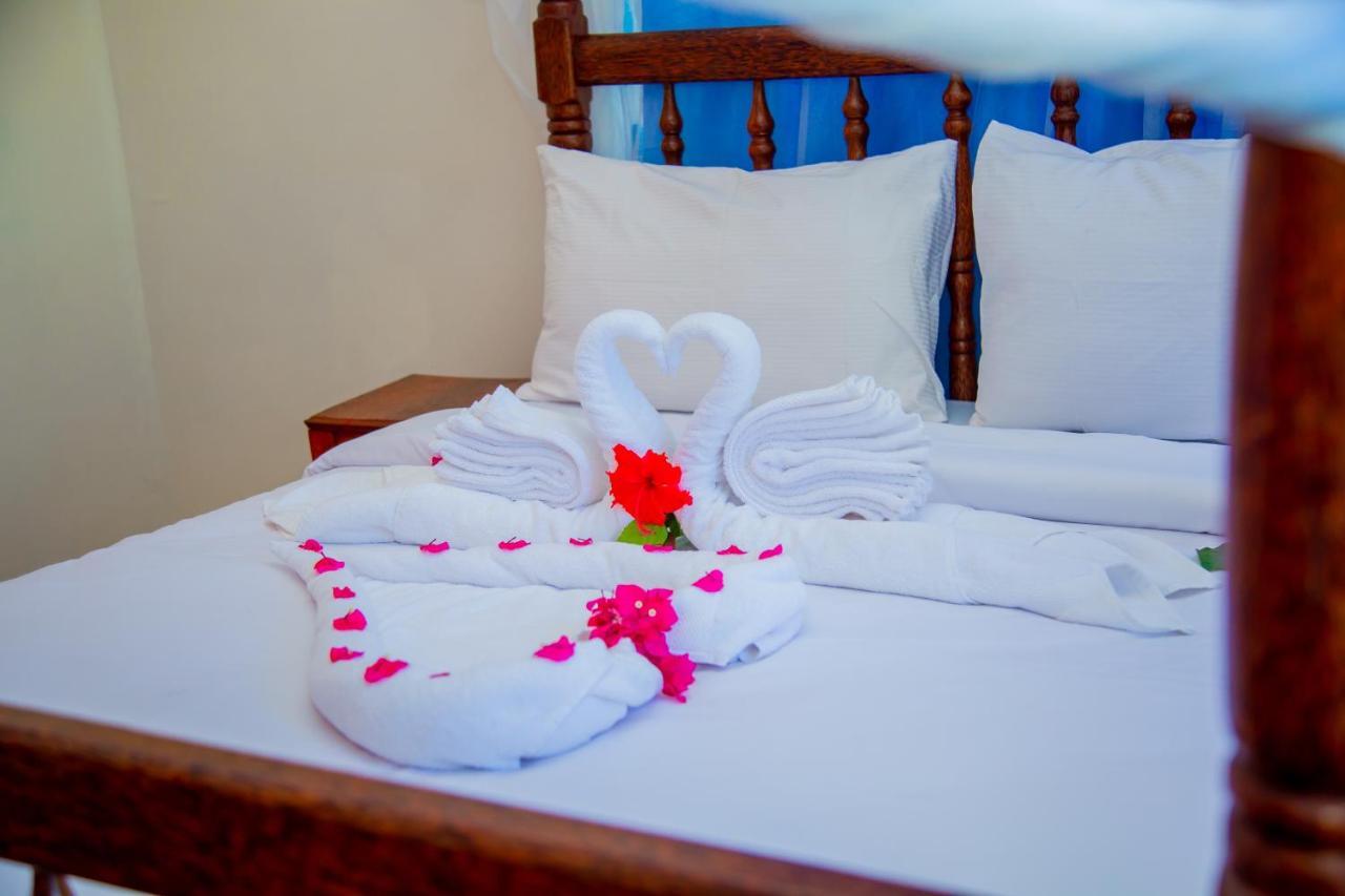 Pwani Beach Boutique Hotel Zanzibar ปวานี มาชังกานี ภายนอก รูปภาพ