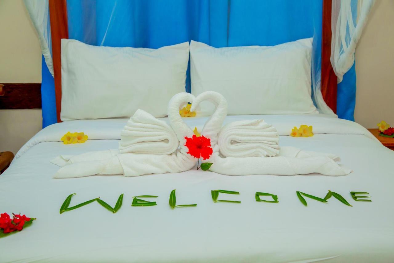 Pwani Beach Boutique Hotel Zanzibar ปวานี มาชังกานี ภายนอก รูปภาพ