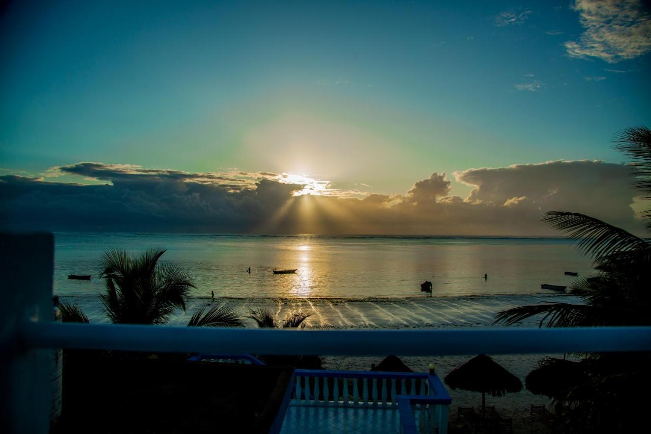 Pwani Beach Boutique Hotel Zanzibar ปวานี มาชังกานี ภายนอก รูปภาพ