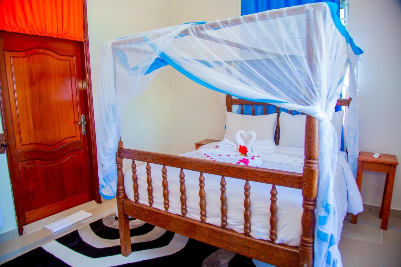 Pwani Beach Boutique Hotel Zanzibar ปวานี มาชังกานี ภายนอก รูปภาพ