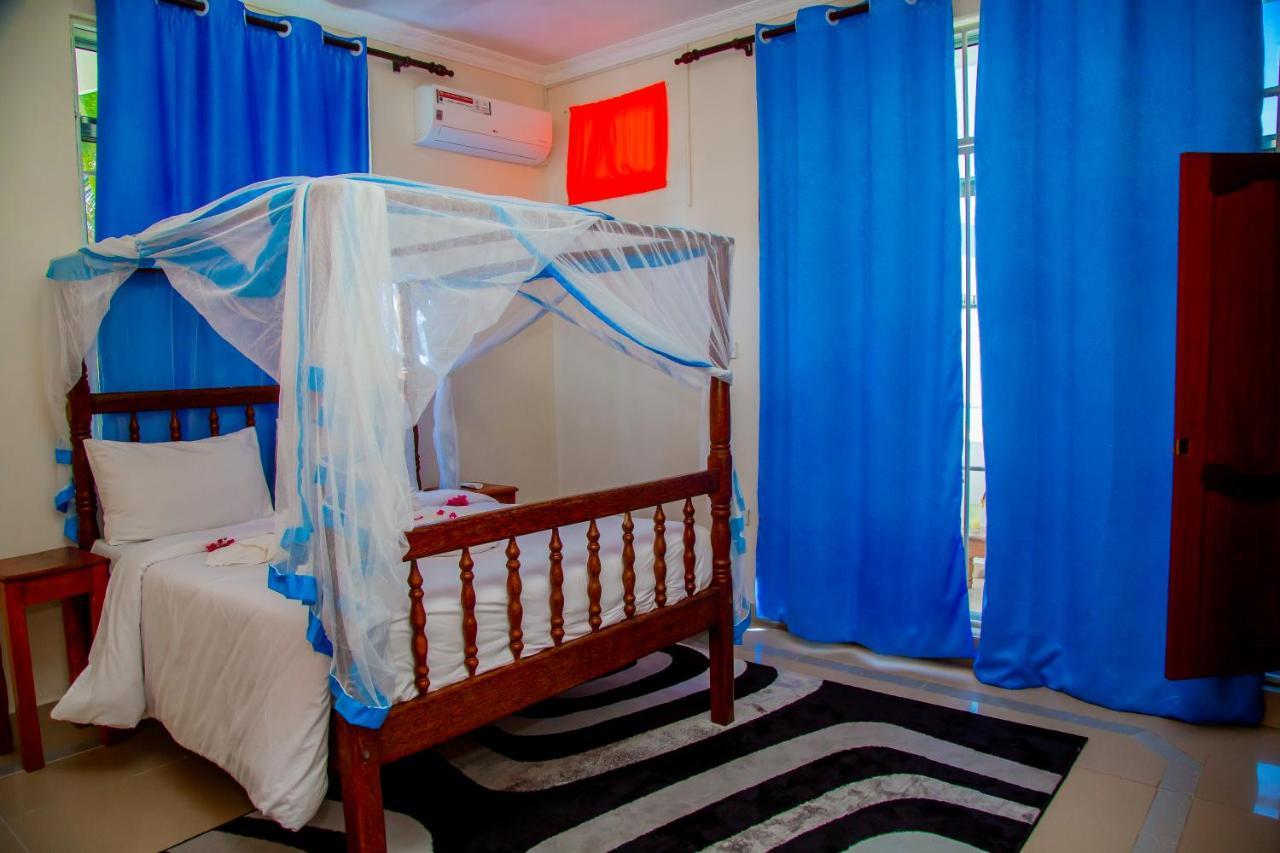 Pwani Beach Boutique Hotel Zanzibar ปวานี มาชังกานี ภายนอก รูปภาพ