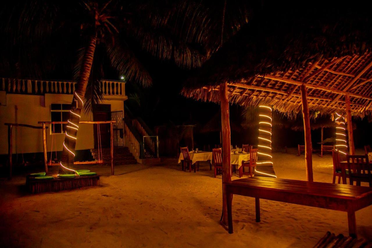 Pwani Beach Boutique Hotel Zanzibar ปวานี มาชังกานี ภายนอก รูปภาพ