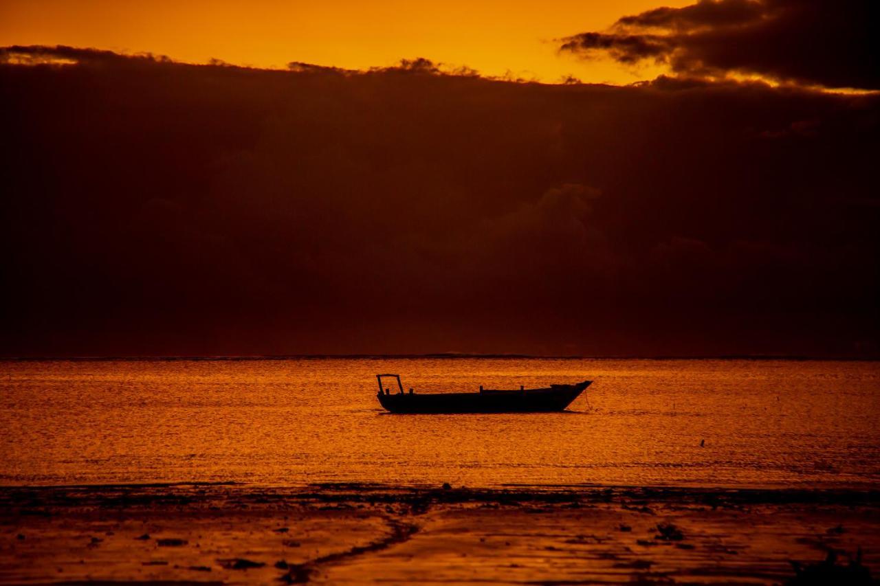 Pwani Beach Boutique Hotel Zanzibar ปวานี มาชังกานี ภายนอก รูปภาพ
